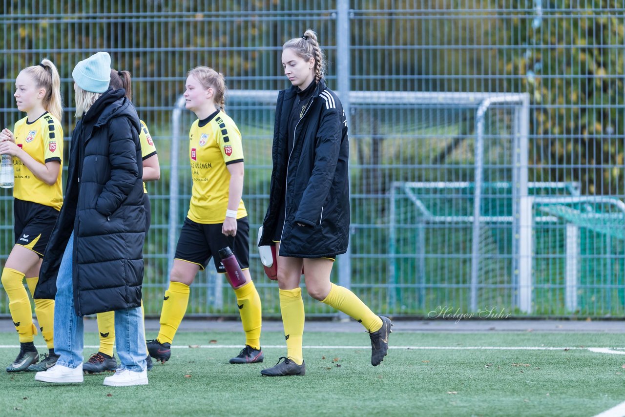 Bild 239 - F SSC Hagen Ahrensburg - SV Frisia 03 Risum-Lindholm : Ergebnis: 2:0